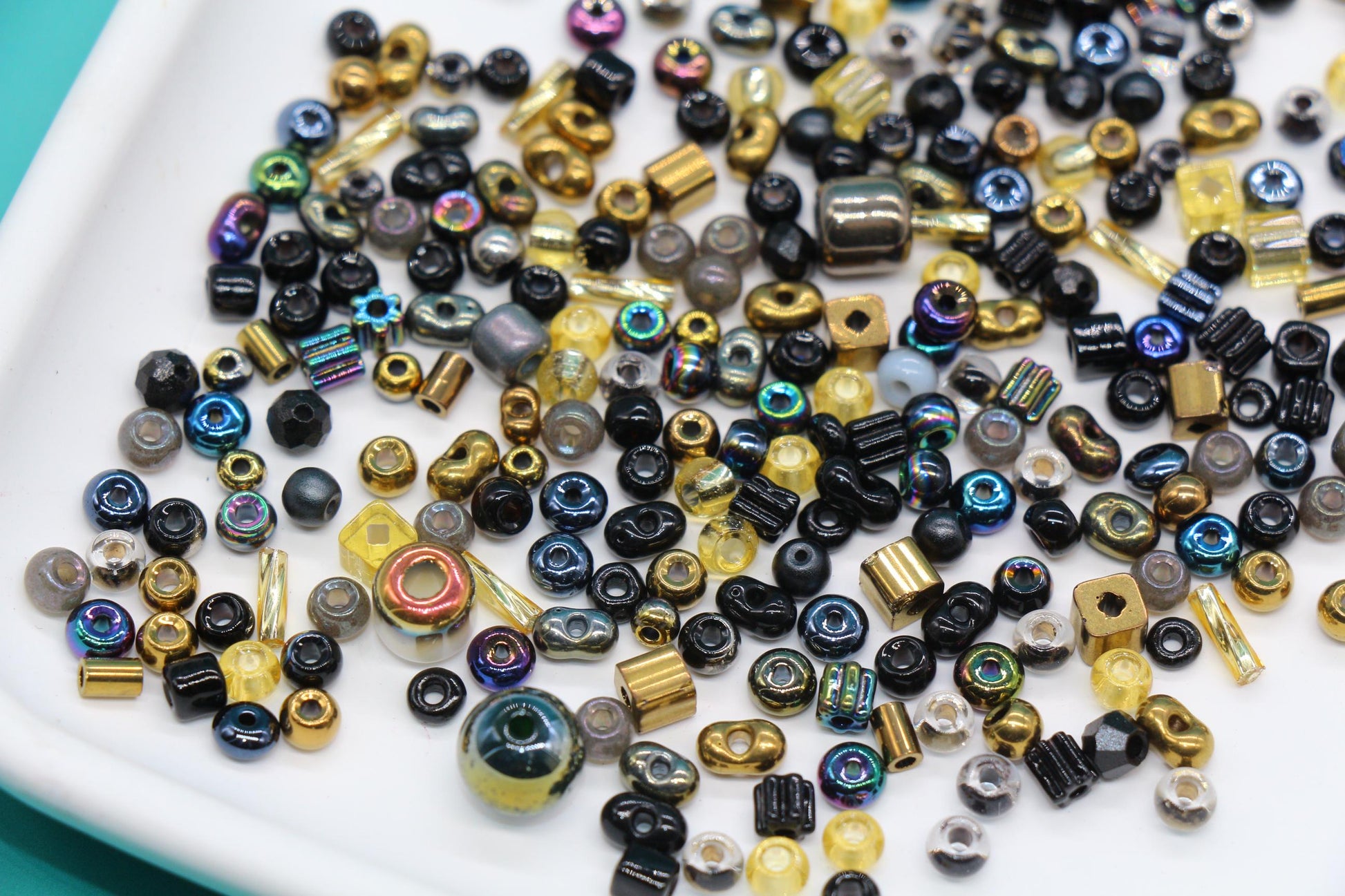 Black & Gold Glass Beads Mix, 4mm Assorted Glass Beads for DIY Jewelry #2287