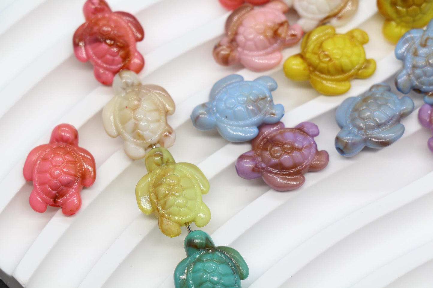 14mm Sea Turtle Beads, Pastel Ocean Animal Beads, Jewelry Making #3919