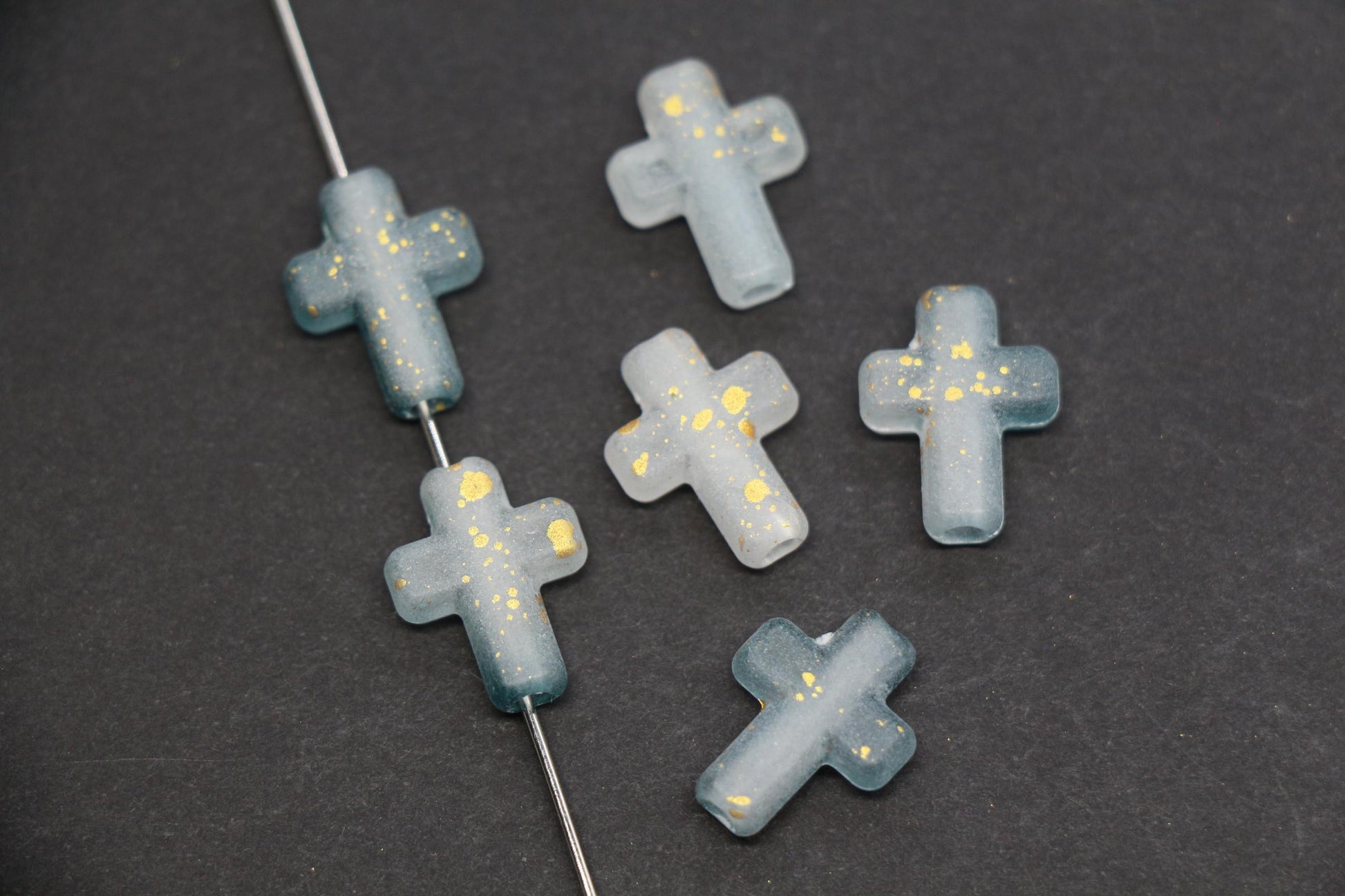 Matte Cross Beads with Gold Specks, Mist Gray Ombre Frosted Acrylic Cross Beads #3748