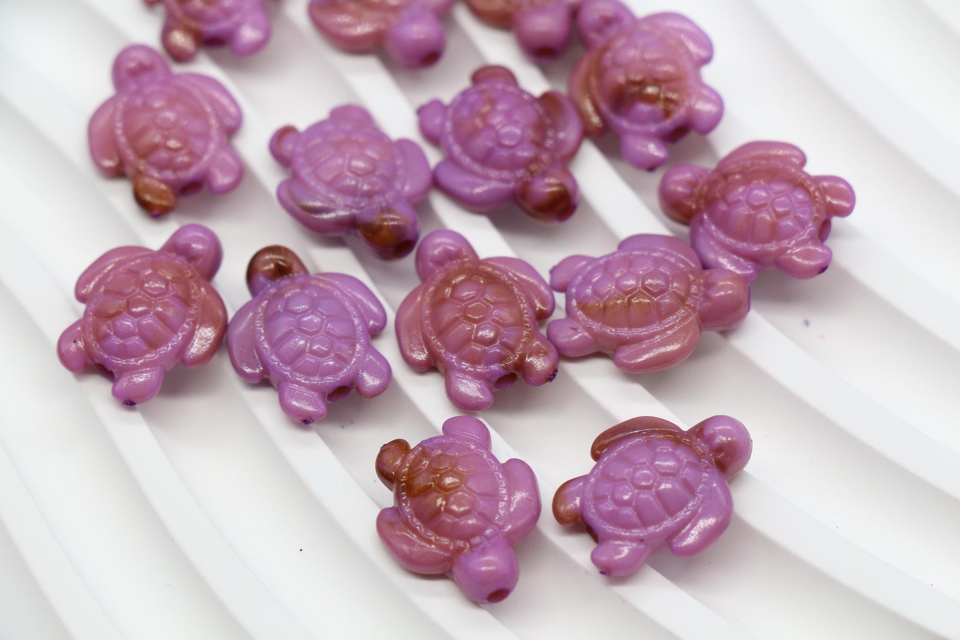14mm Sea Turtle Beads, Marbled Acrylic Turtle Beads, Ocean Animal Beads for Jewelry Making #3916