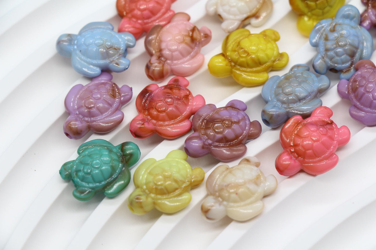 14mm Sea Turtle Beads, Pastel Ocean Animal Beads, Jewelry Making #3919