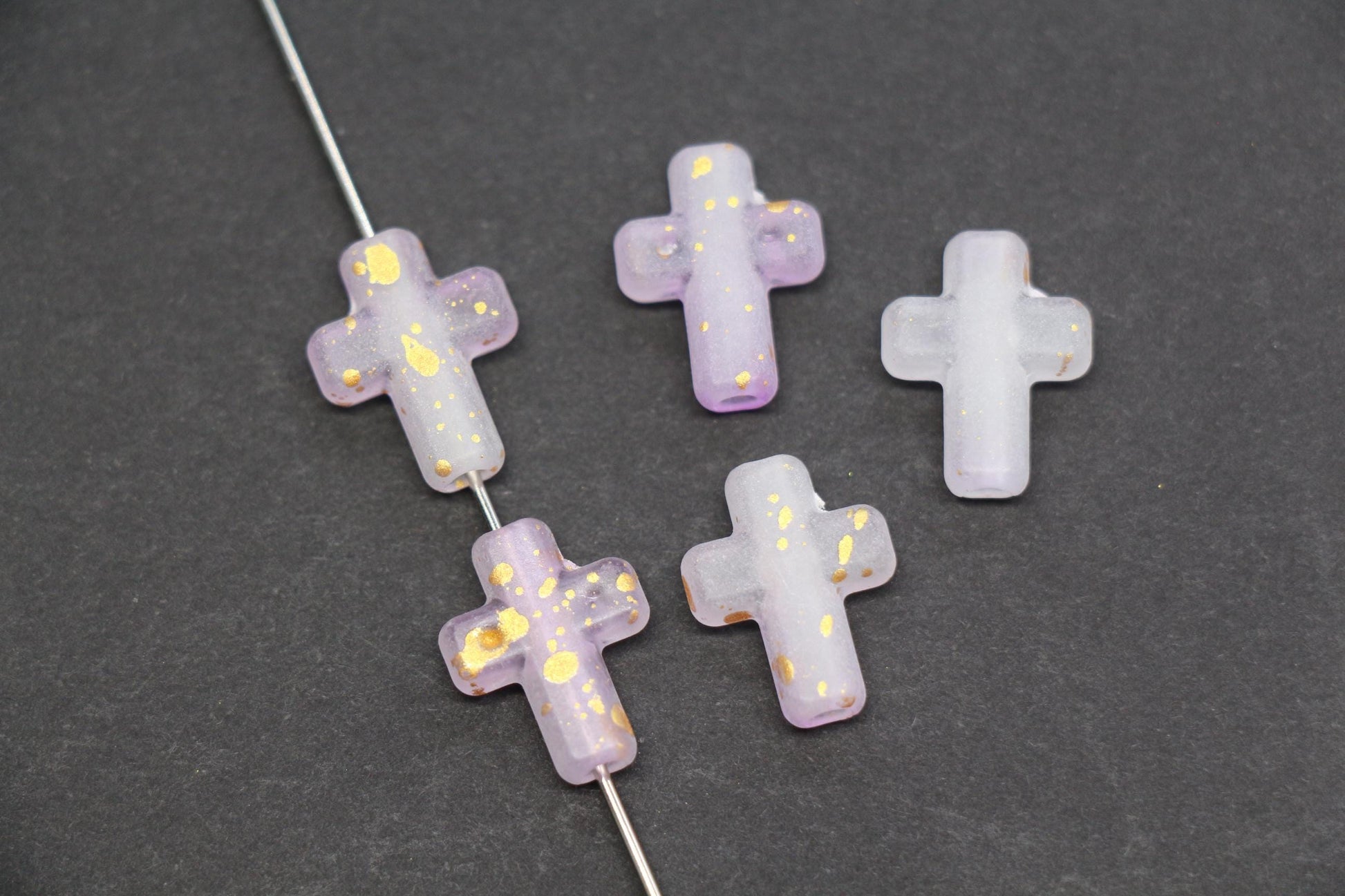 Matte Cross Beads with Gold Specks, Lavender Ombre Purple, Frosted Acrylic Cross Beads #3752