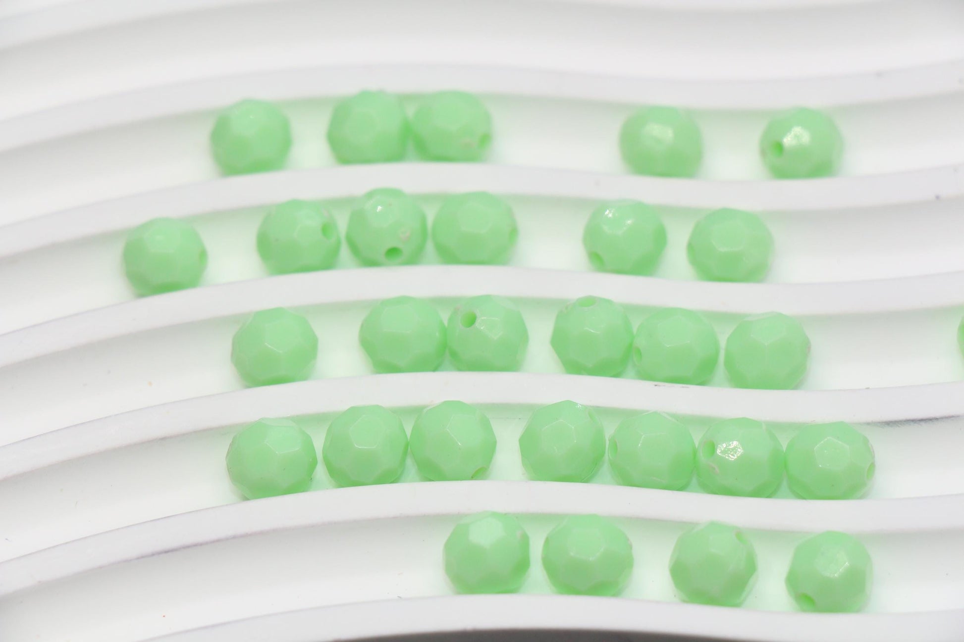 8mm Light Green Faceted Acrylic Beads, Round Bracelet Beads for Jewelry Making #552