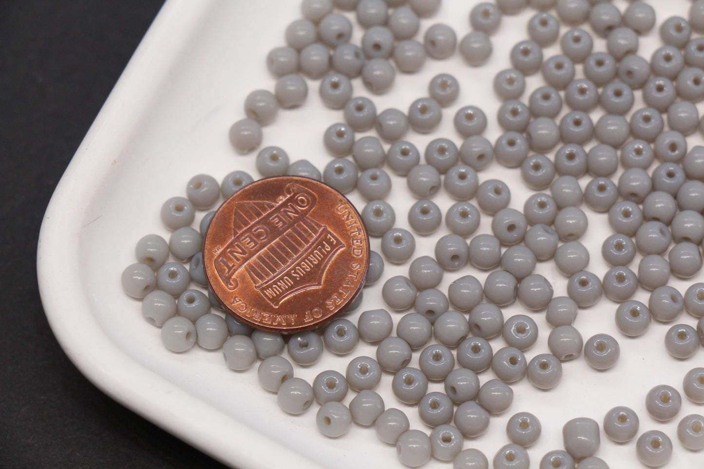 4mm Light Gray Glass Seed Beads, Opaque Round Rocailles, Gray Beads for Jewelry Making #2182
