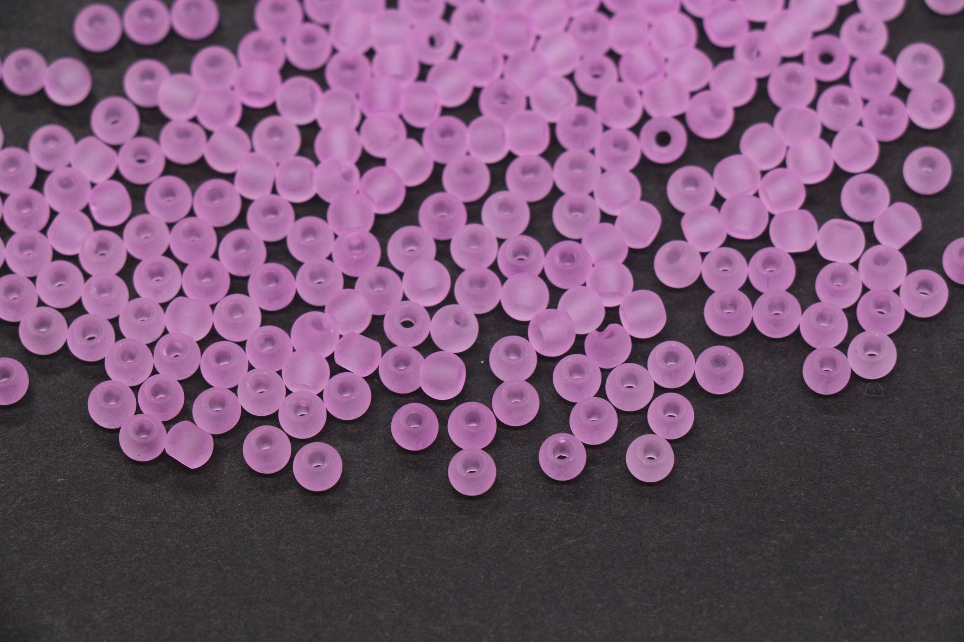 4mm 6/0 frosted pastel purple glass seed beads for bracelets