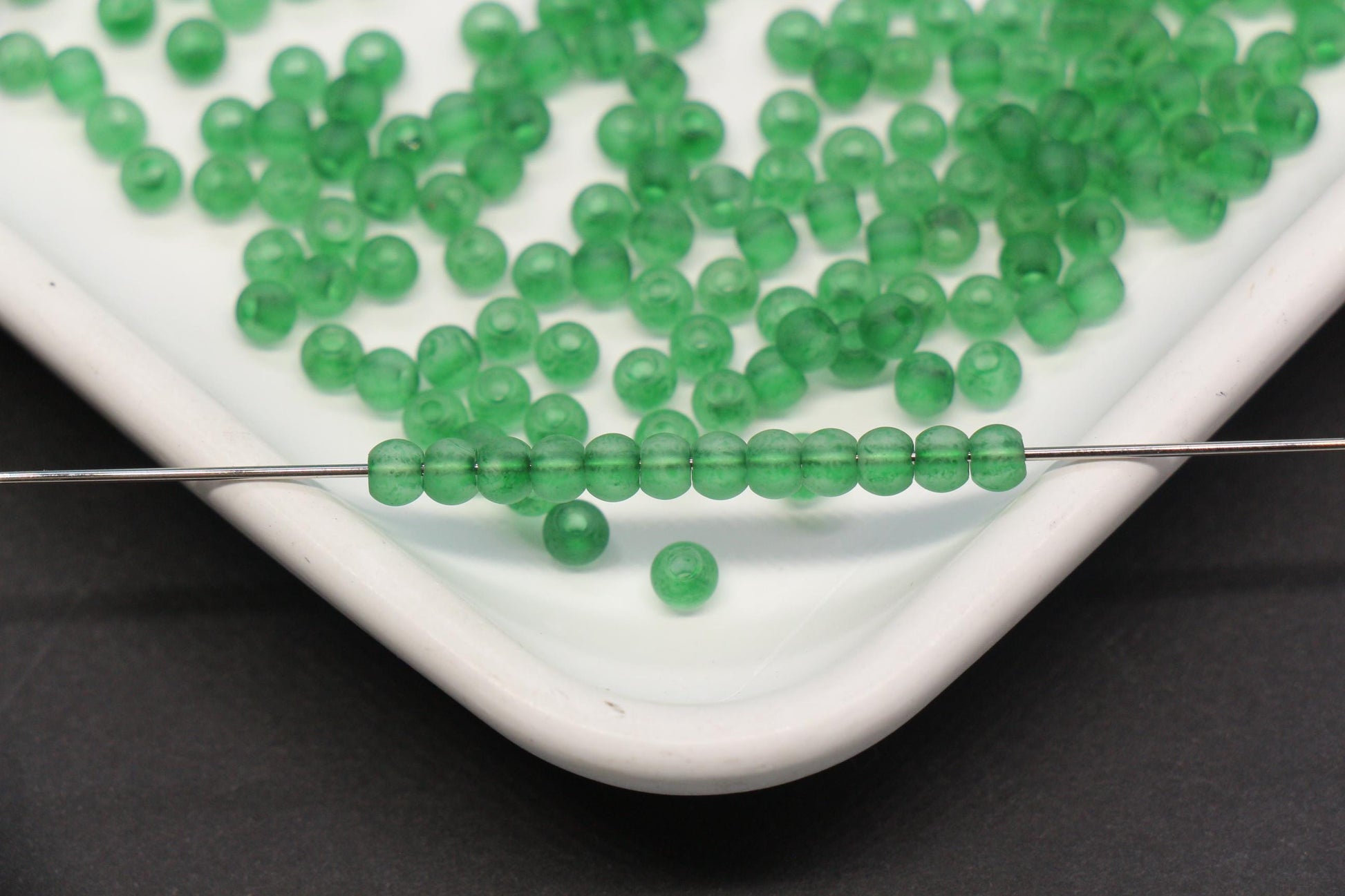 4mm 6/0 frosted green glass seed beads for bracelets