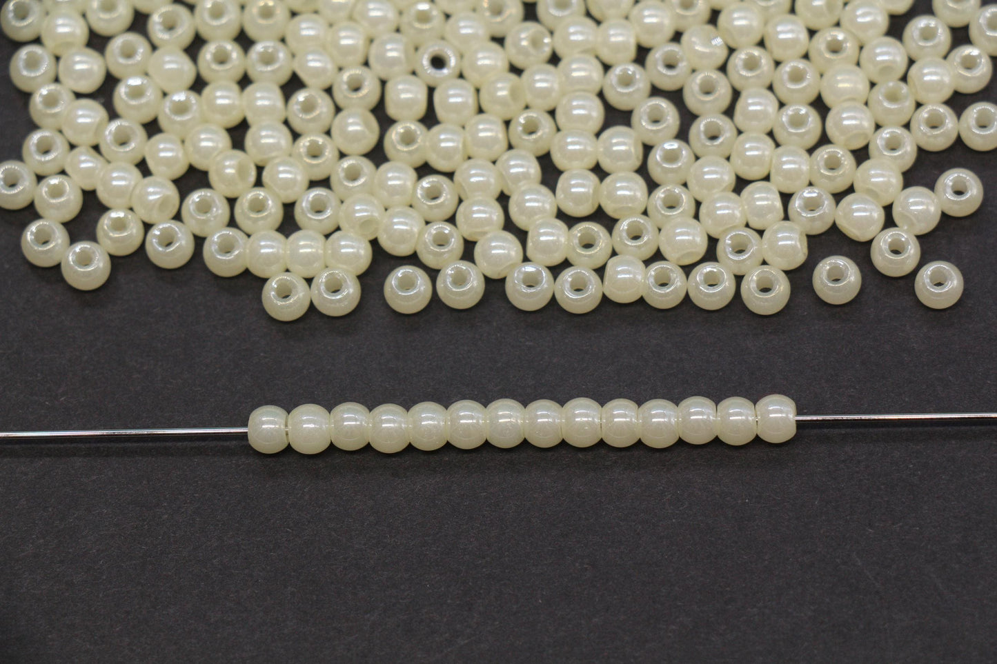 4mm 6/0 creamy ivory glass seed beads for bracelets