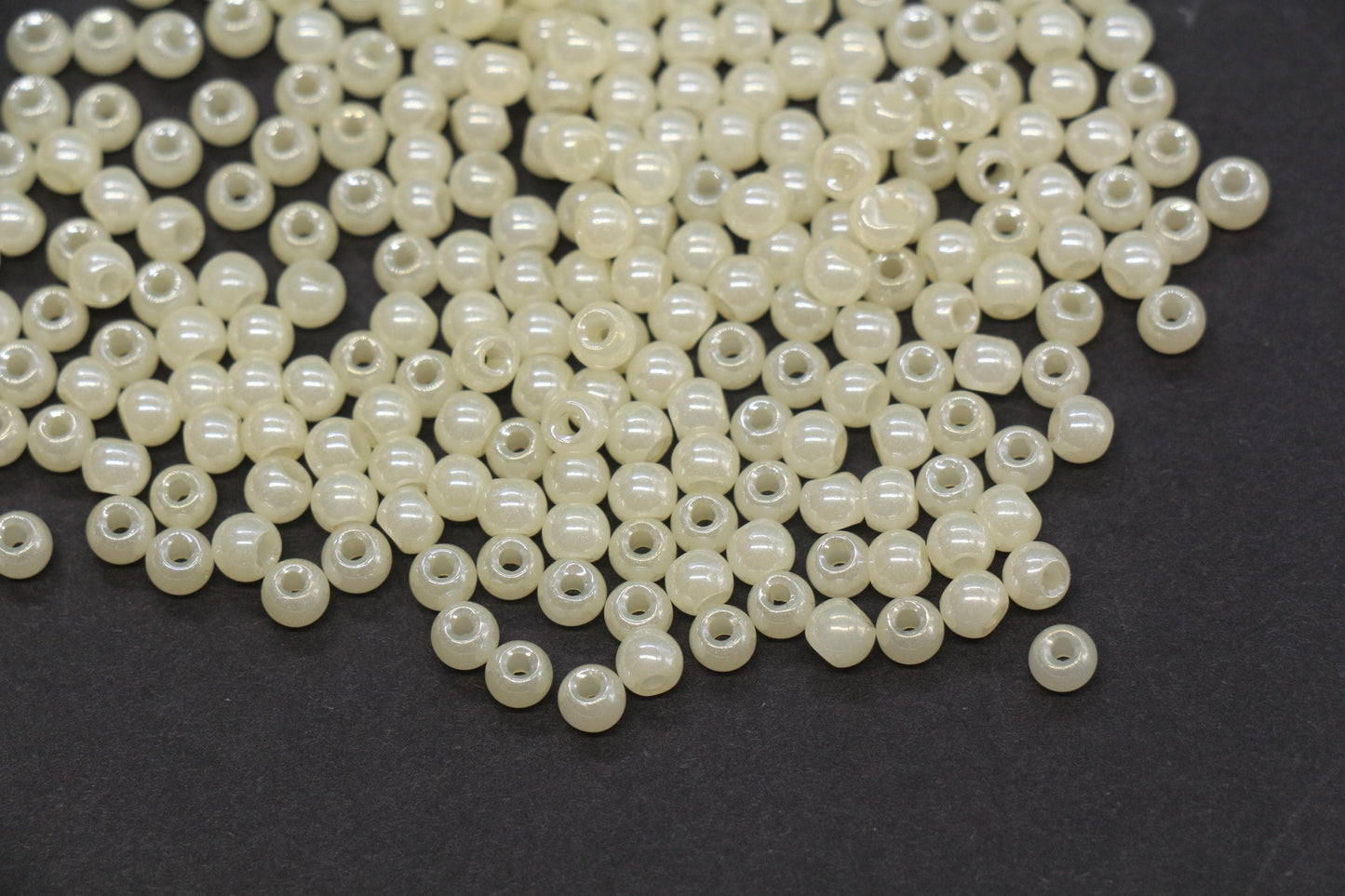 4mm 6/0 creamy ivory glass seed beads for bracelets