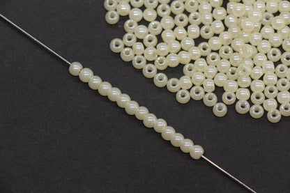 4mm 6/0 creamy ivory glass seed beads for bracelets