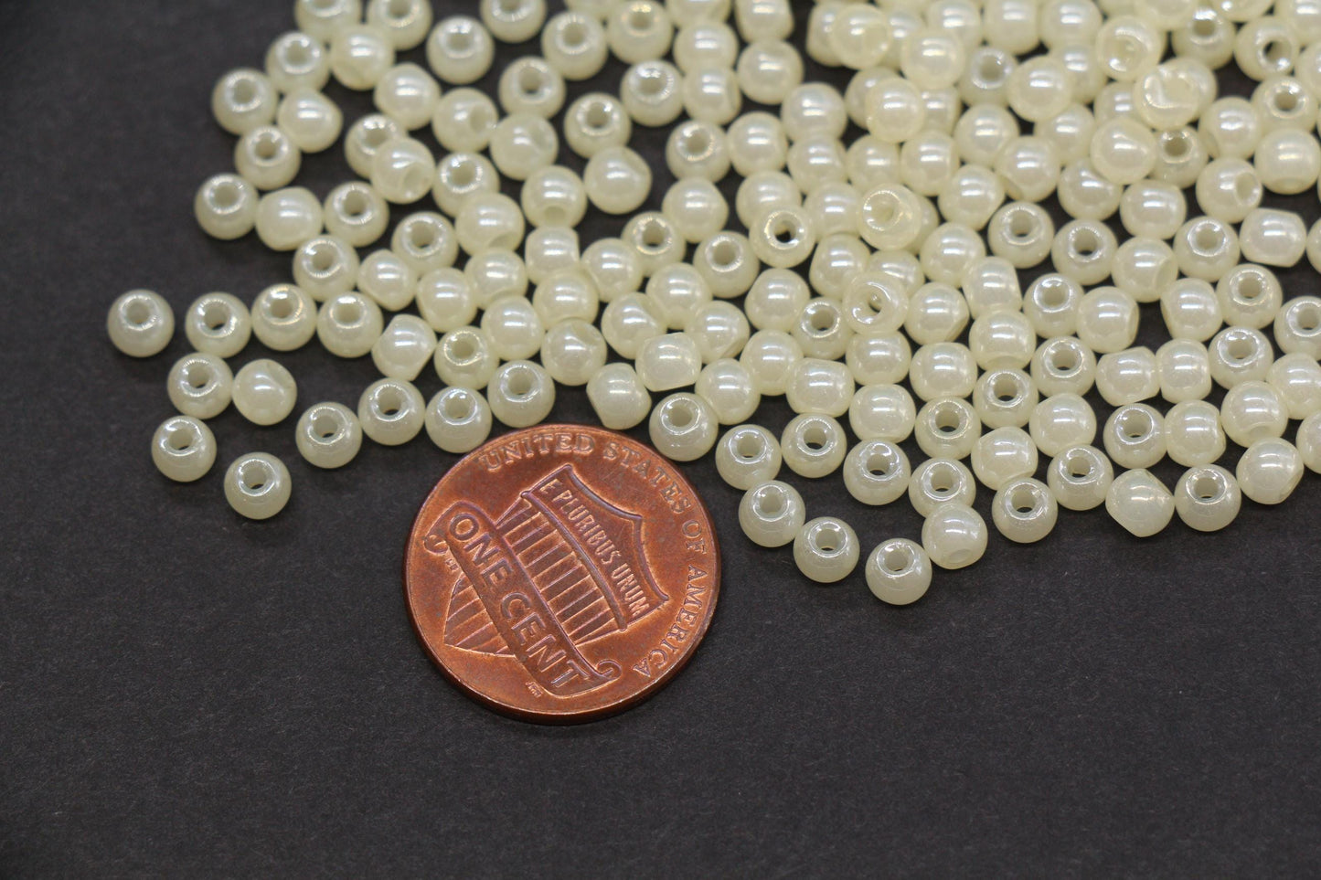 4mm 6/0 creamy ivory glass seed beads for bracelets