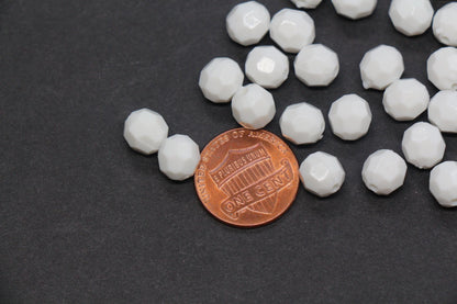 8mm White Faceted Gumball Beads, Round Acrylic Bracelet Beads for Jewelry Making #551
