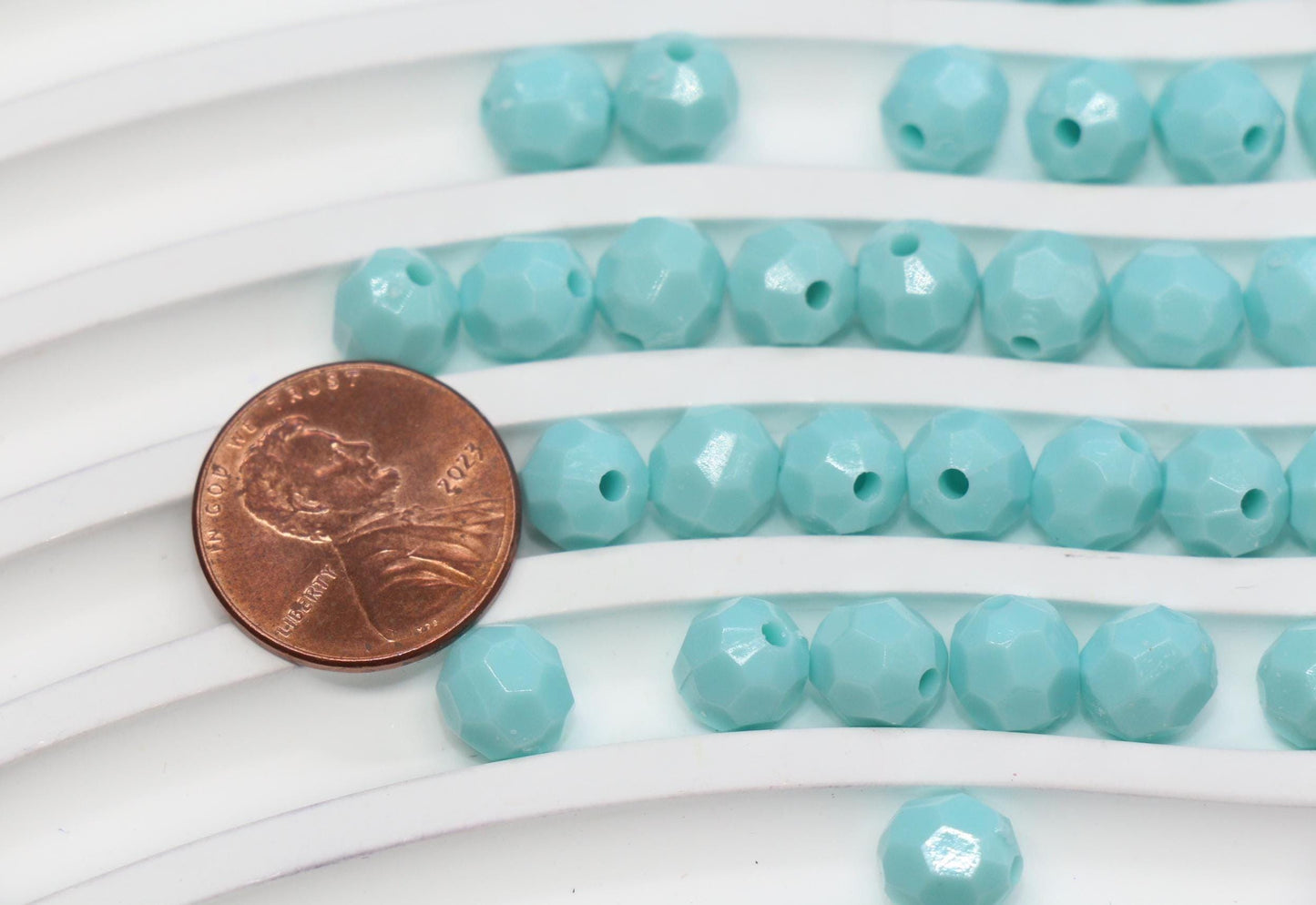8mm Aqua Teal Faceted Acrylic Beads, Round Bracelet Beads for Jewelry Making #559
