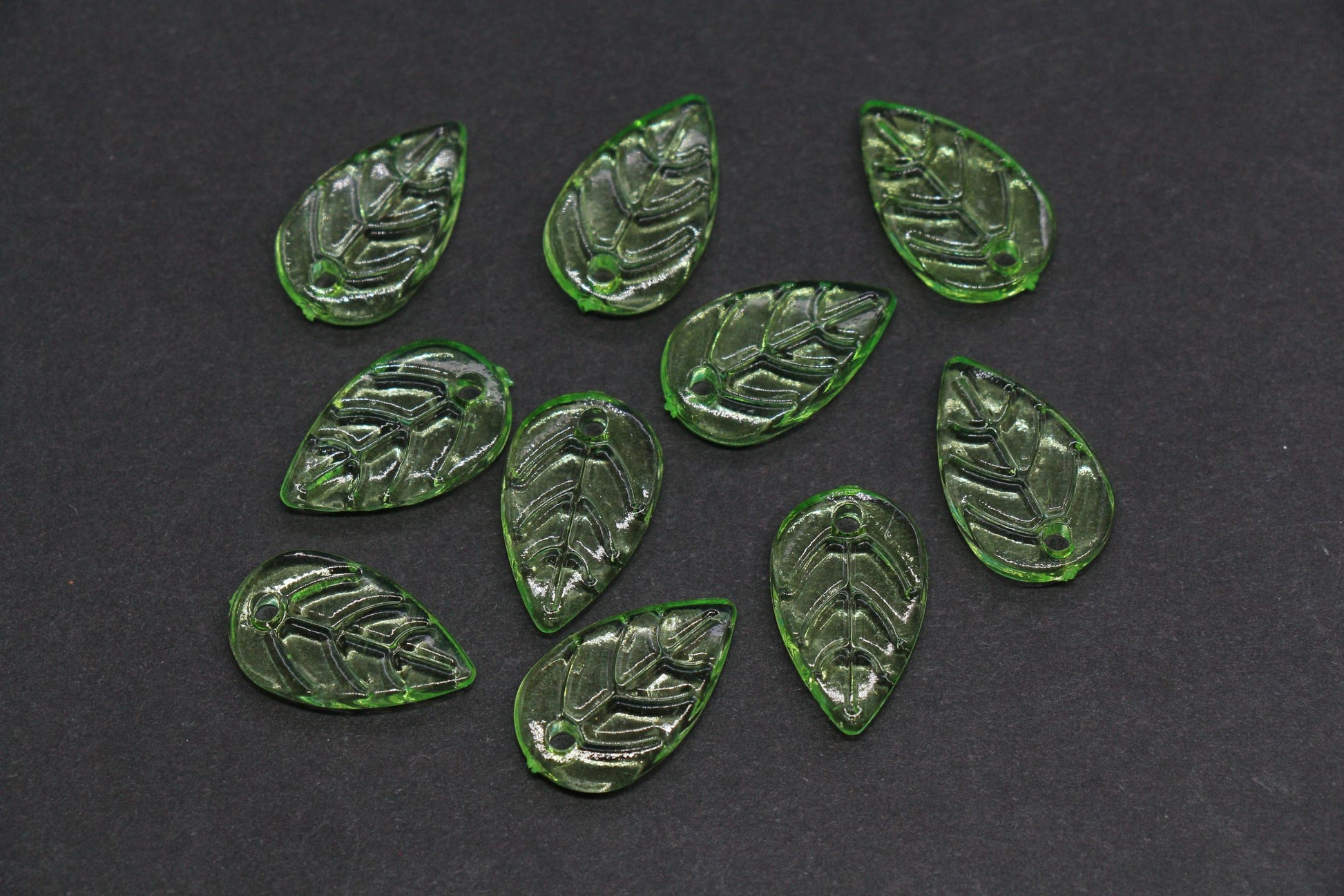 Green Leaf Acrylic Beads, Translucent Leaf Charm Beads for Jewelry Making, Nature DIY Craft Supplies