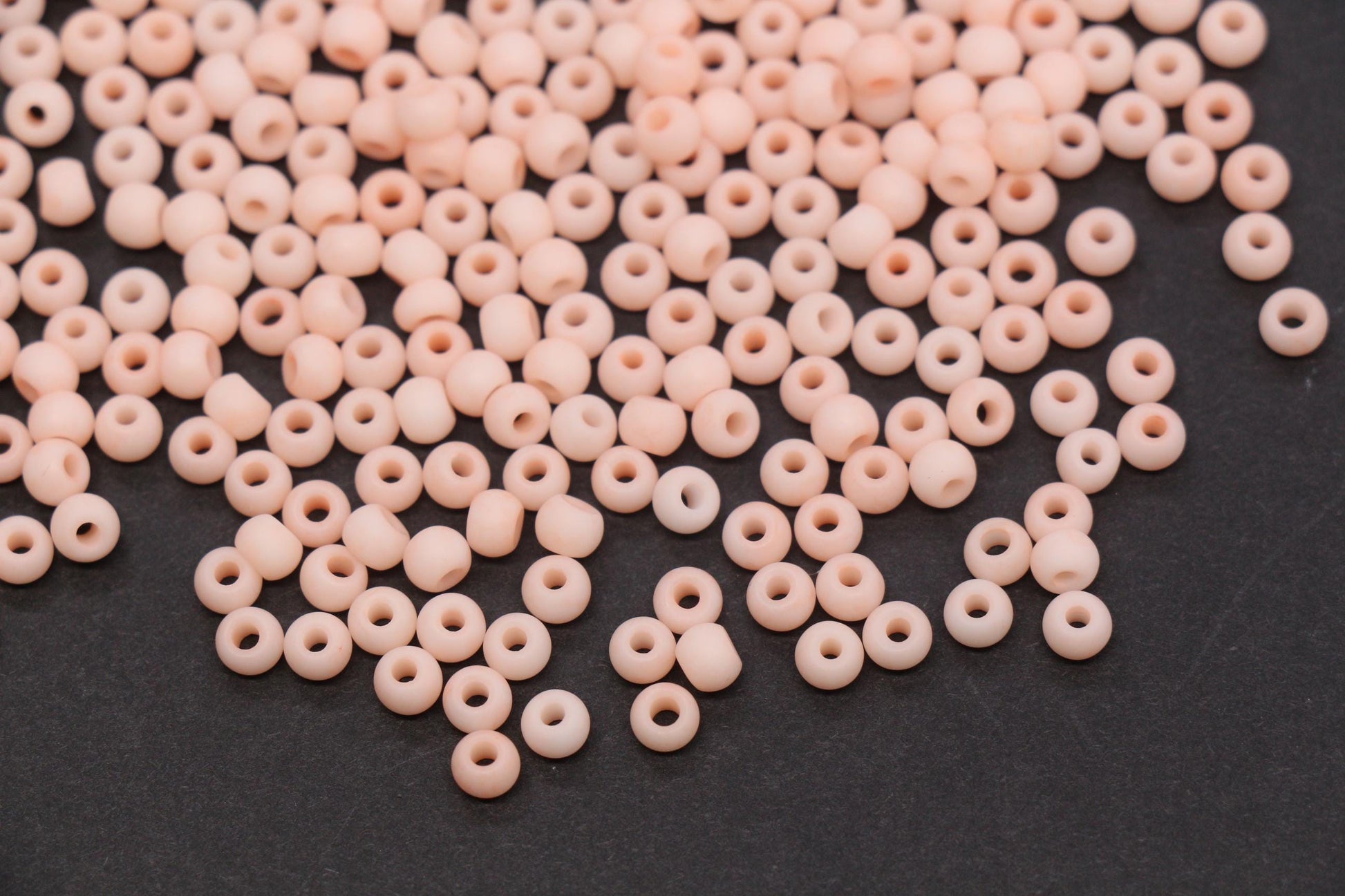 4mm 6/0 matte peach glass seed beads for bracelets