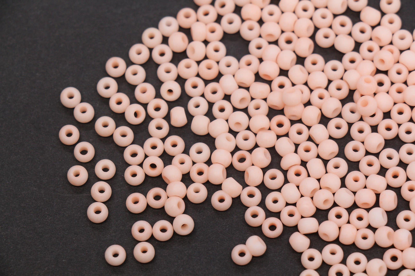 4mm 6/0 matte peach glass seed beads for bracelets
