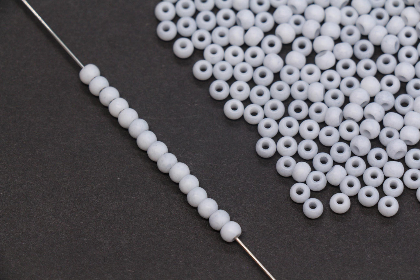 4mm Matte Light Gray Glass Seed Beads, Frosted Gray Rocailles Beads, 6/0 Round Seed Beads, Beads for Jewelry Making #1164