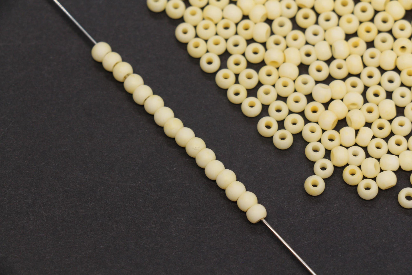 4mm 6/0 matte pale yellow glass seed beads for bracelets