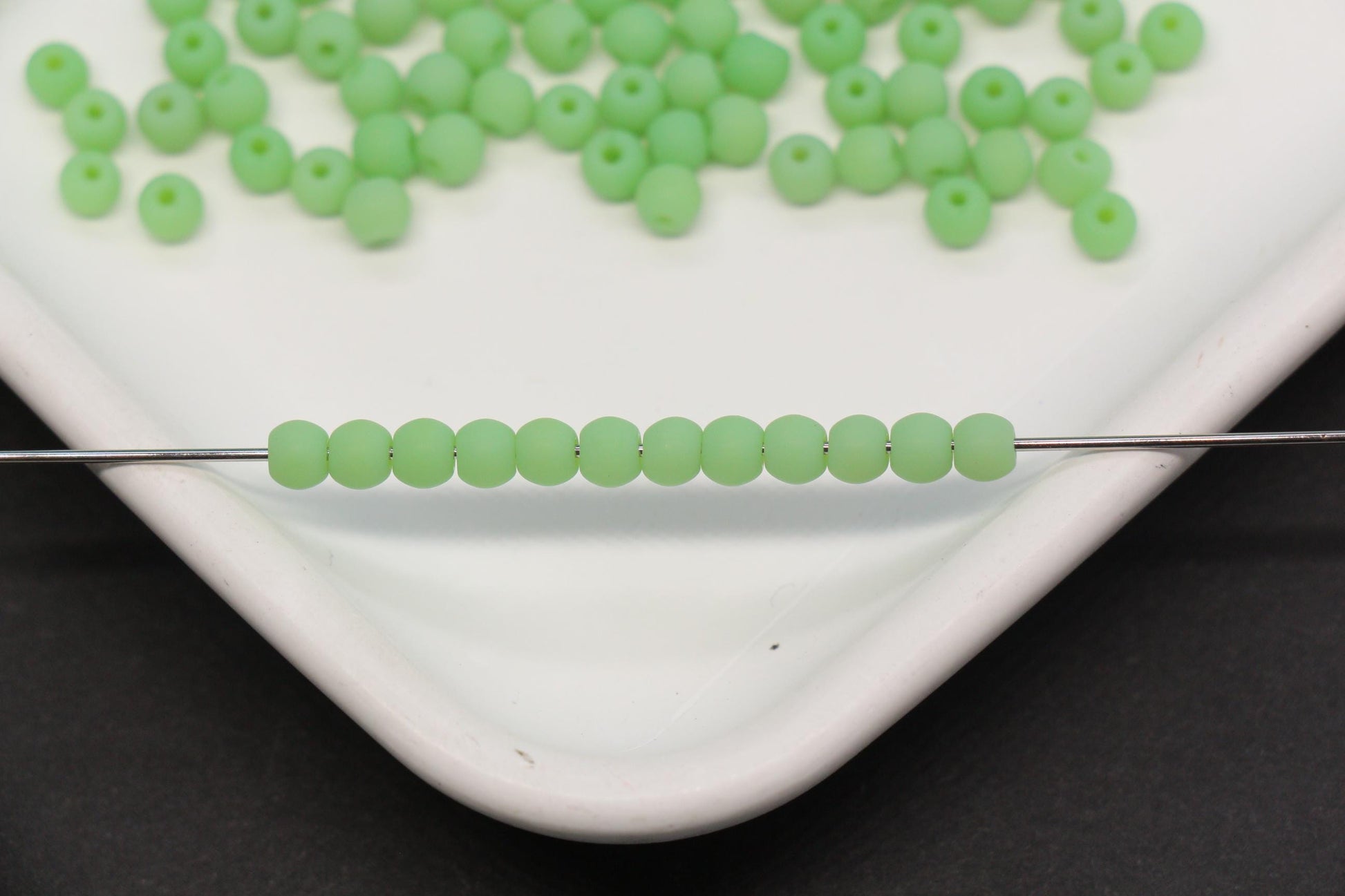 4mm Matte Light Green Glass Seed Beads, Frosted Green Beads for Bracelet Jewelry Making #1185