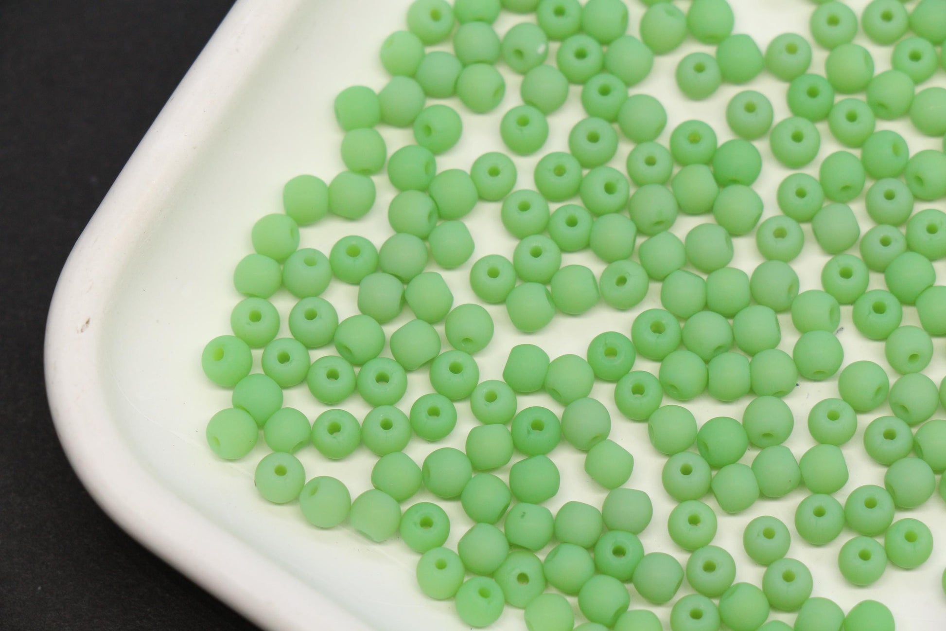 4mm Matte Light Green Glass Seed Beads, Frosted Green Beads for Bracelet Jewelry Making #1185