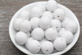 18mm White Gumball Beads, Round Acrylic Bubblegum Beads for Jewelry Making #1661
