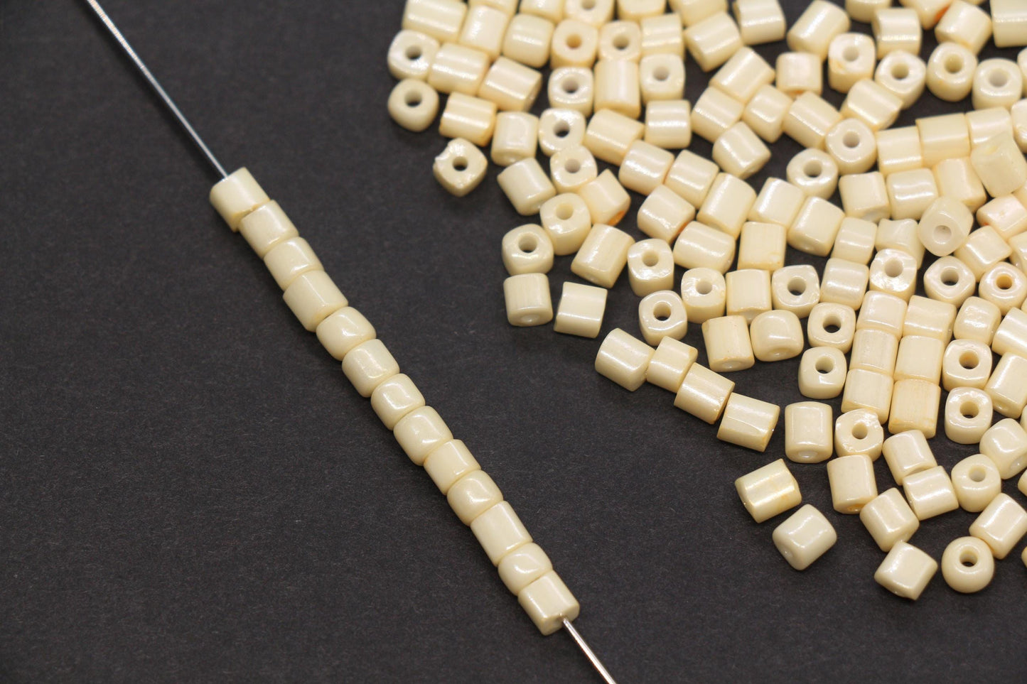 4mm Pastel Yellow Cube Glass Beads, Glossy Square Seed Beads for Bracelet Jewelry Making #1254