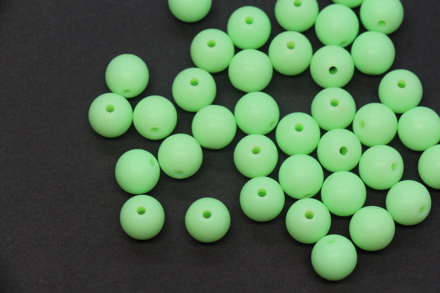 10mm Matte Mint Green Gumball Beads, Chunky Frosted Acrylic Round Spacer Beads for Bracelet Making #1212