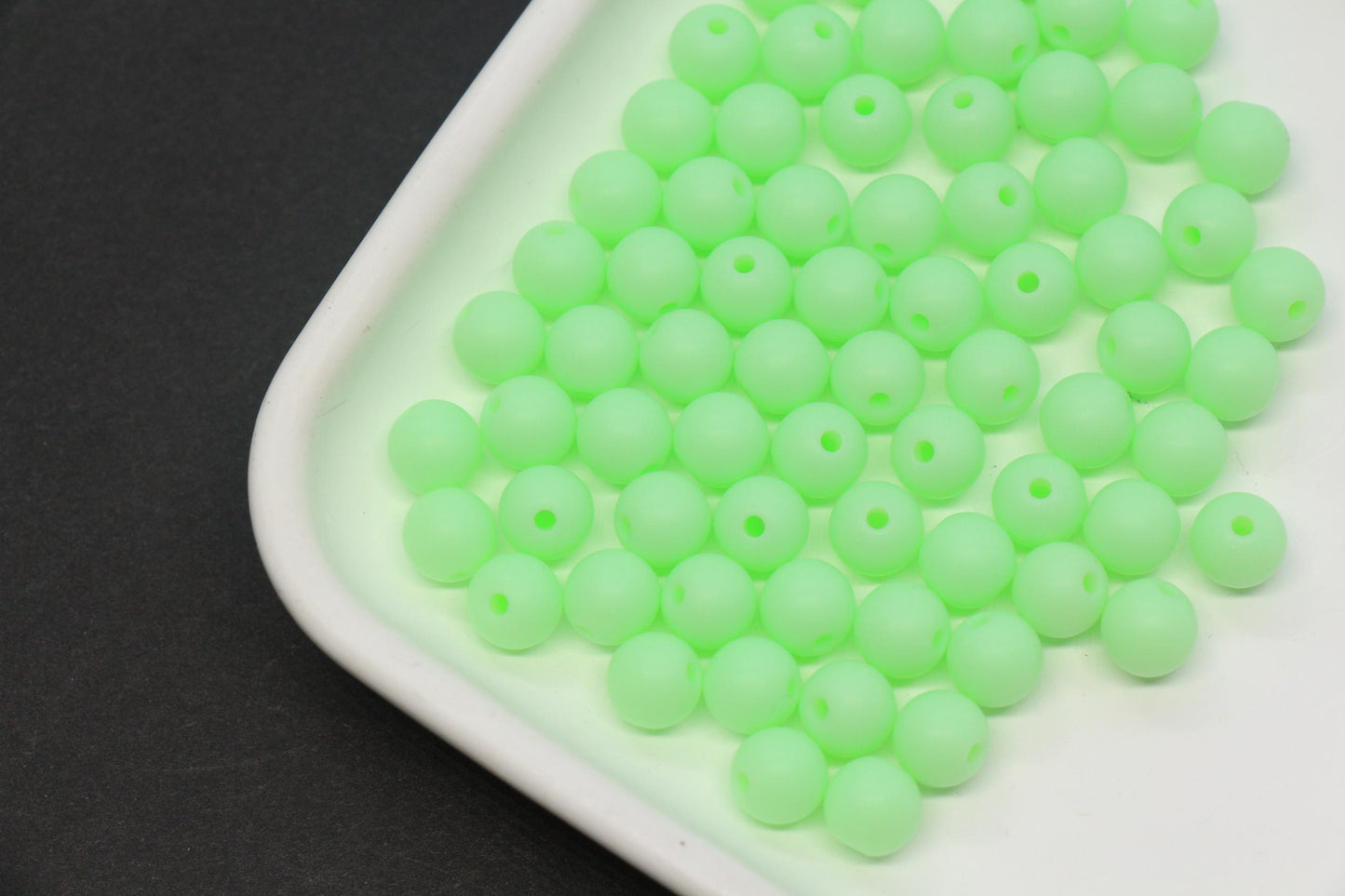 8mm Matte Mint Green Round Beads, Frosted Acrylic Gumball Spacer Beads for Bracelet Making #1208