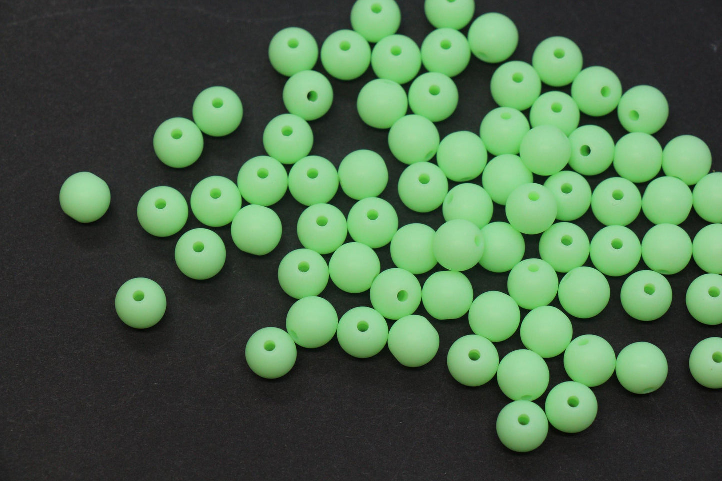 8mm Matte Mint Green Round Beads, Frosted Acrylic Gumball Spacer Beads for Bracelet Making #1208