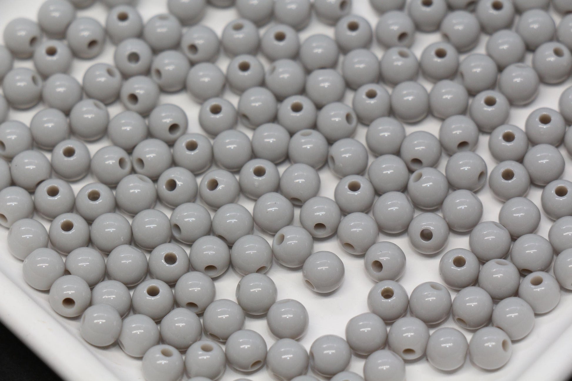 6mm Gray Round Acrylic Beads, Smooth Neutral Spacer Beads for Bracelet Making #822