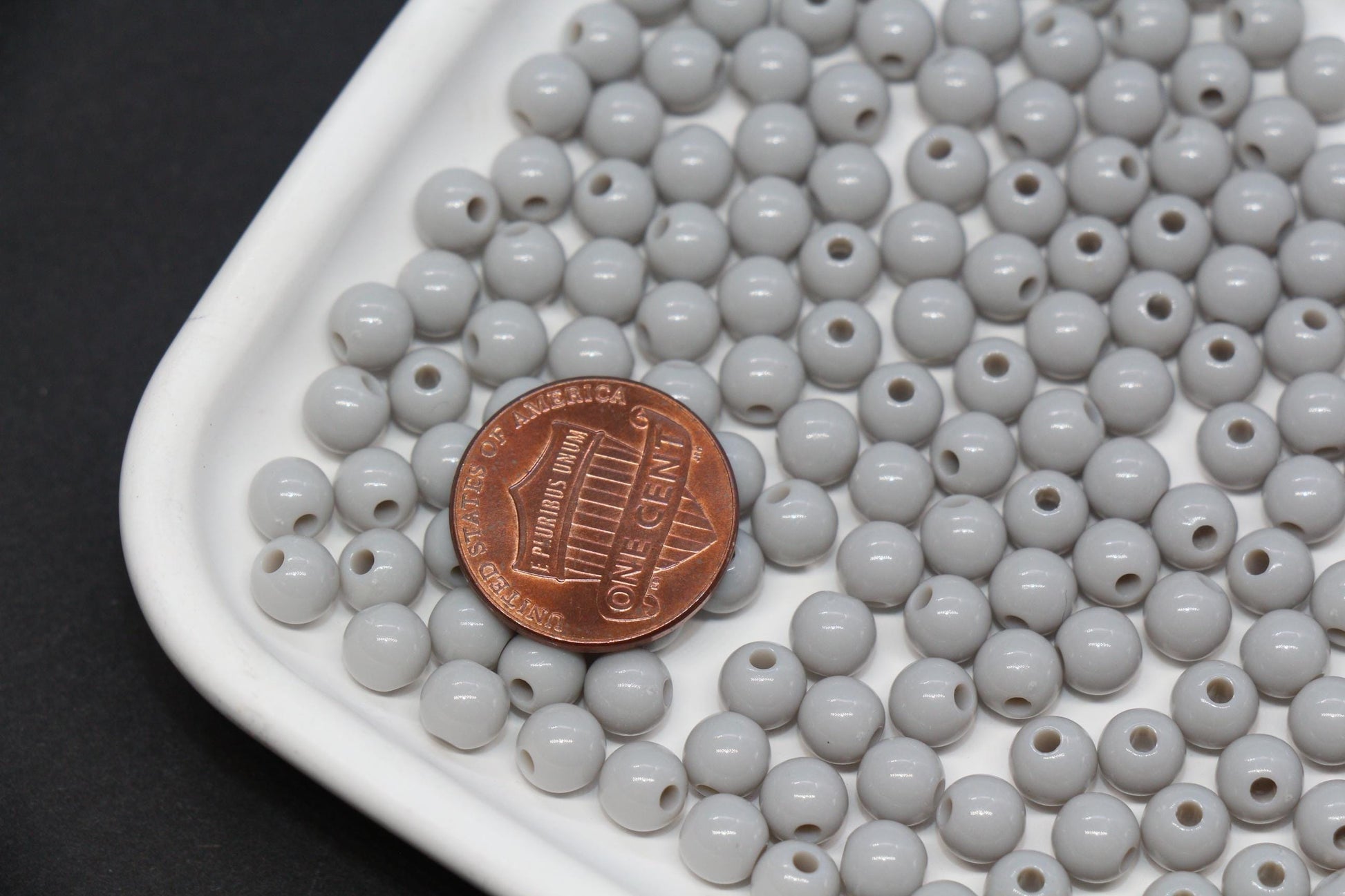 6mm Gray Round Acrylic Beads, Smooth Neutral Spacer Beads for Bracelet Making #822