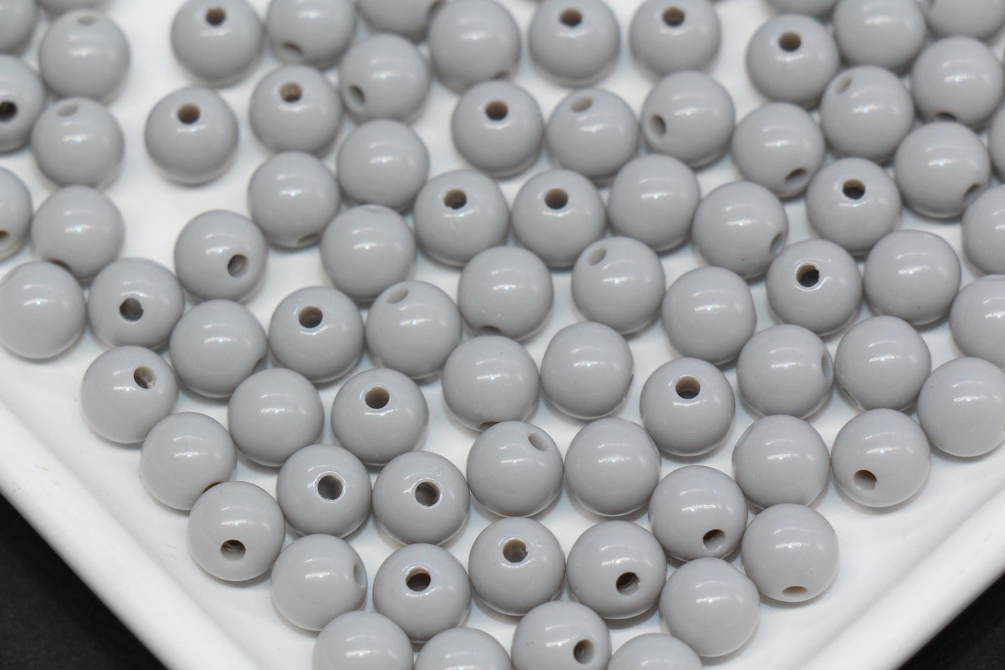 8mm Gray Round Acrylic Beads, Smooth Neutral Spacer Beads for Bracelet Making #823