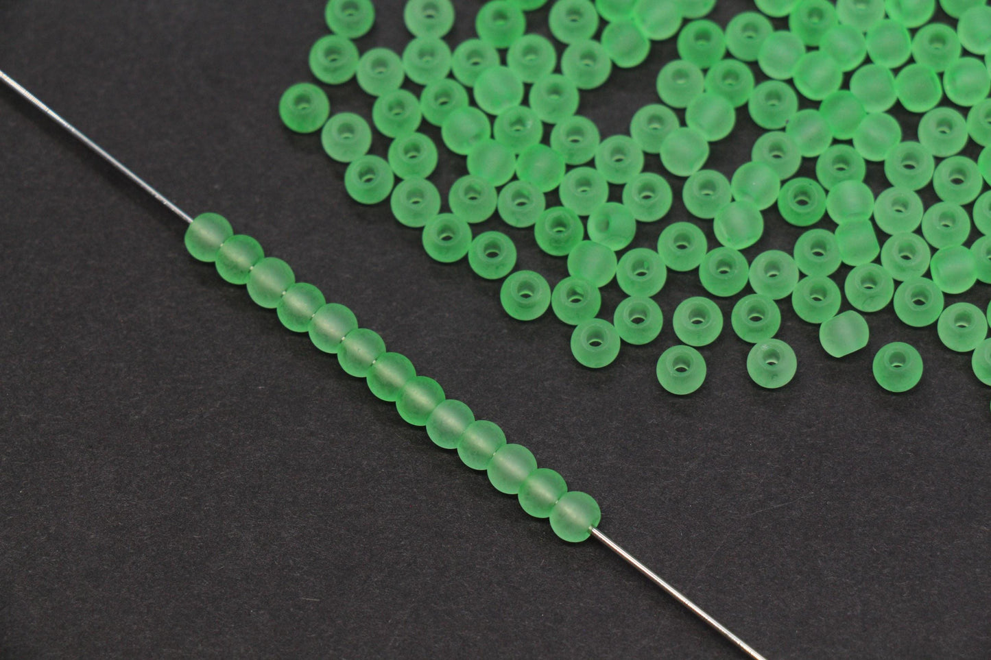 4mm Matte Green Glass Seed Beads, Frosted Green 6/0 Rocailles, Round Seed Beads for Bracelet Making, Jewelry Making & Beading Supplies #1419