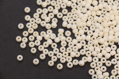 4mm 6/0 frosted ivory glass seed beads for bracelets