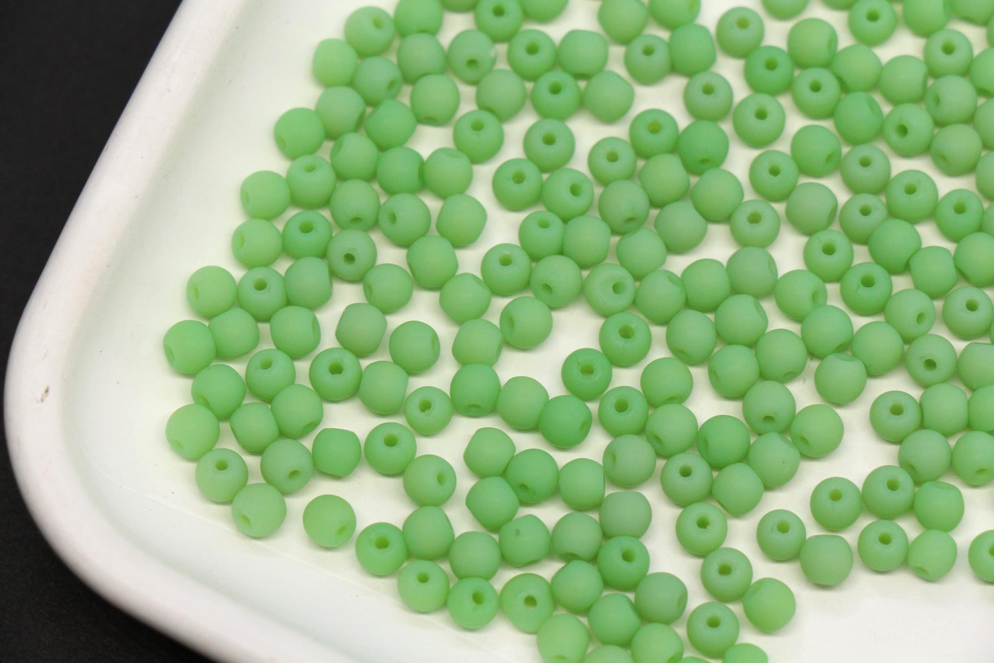 4mm Matte Light Green Glass Seed Beads, Frosted Green Beads for Bracelet Jewelry Making #1185