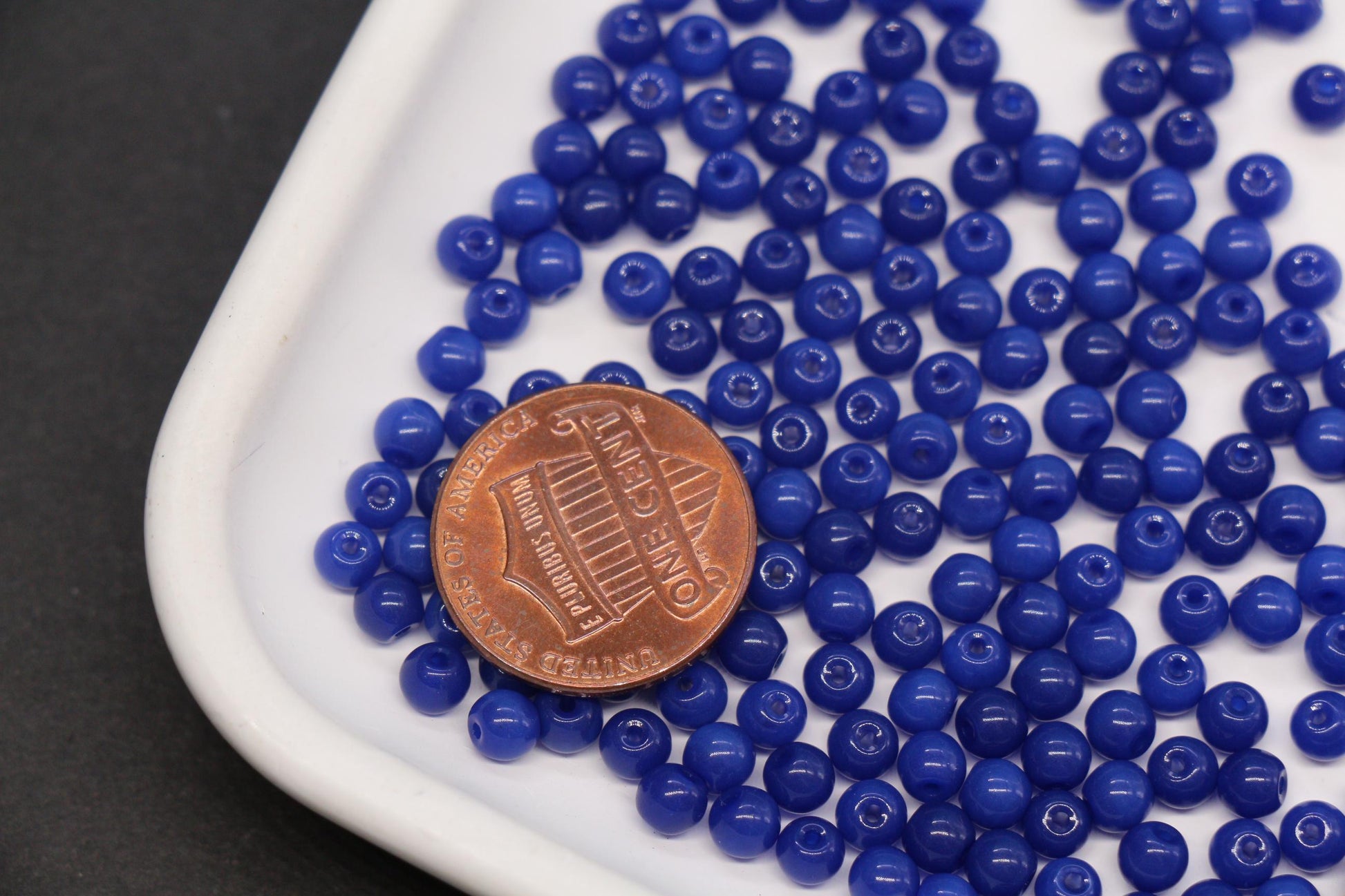 4mm 6/0 opaque royal blue glass seed beads for bracelets