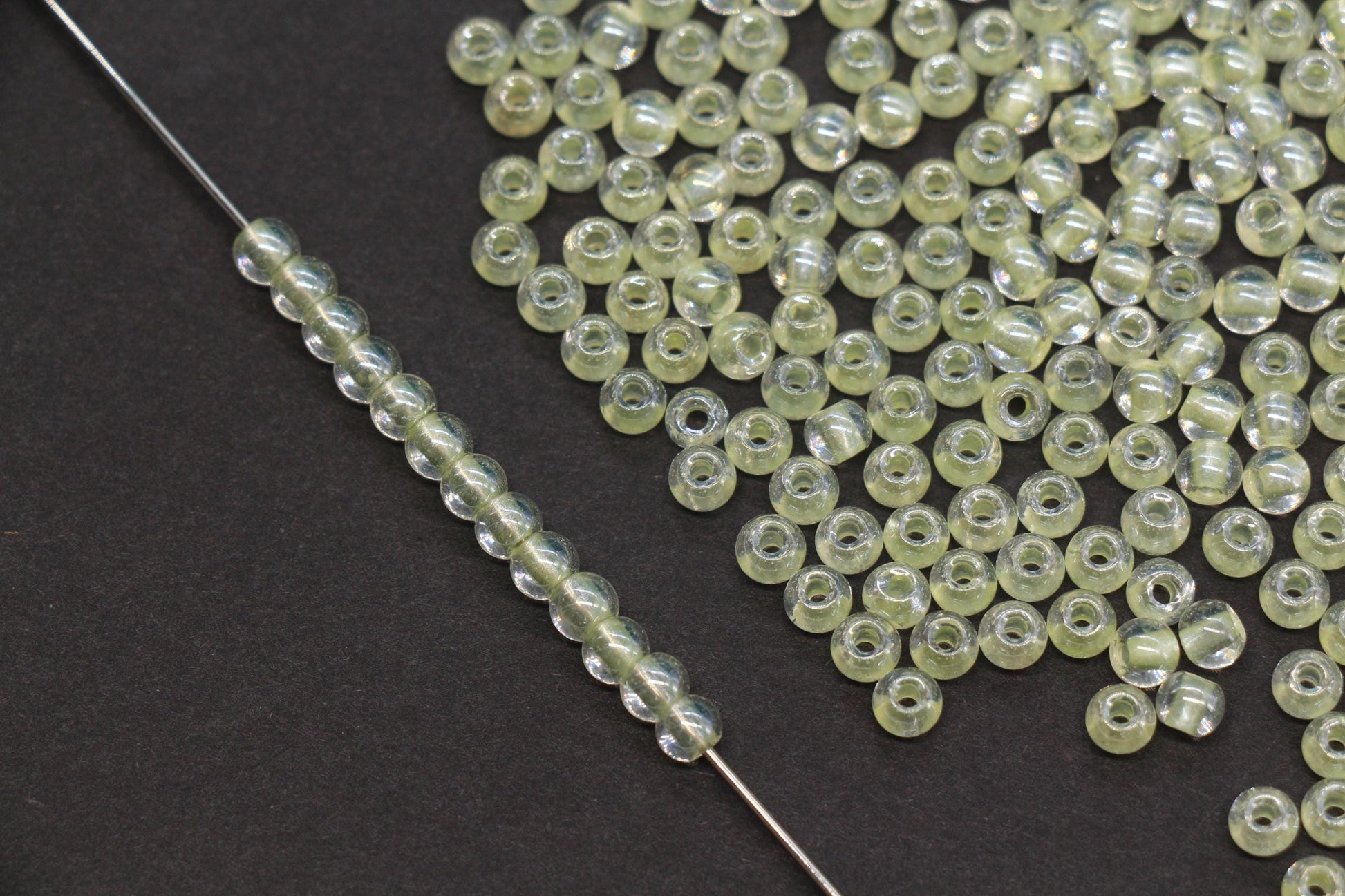 4mm Yellow Lined Glass Seed Beads, Glossy Round Rocailles Beads for Bracelet Jewelry Making Supplies #1250