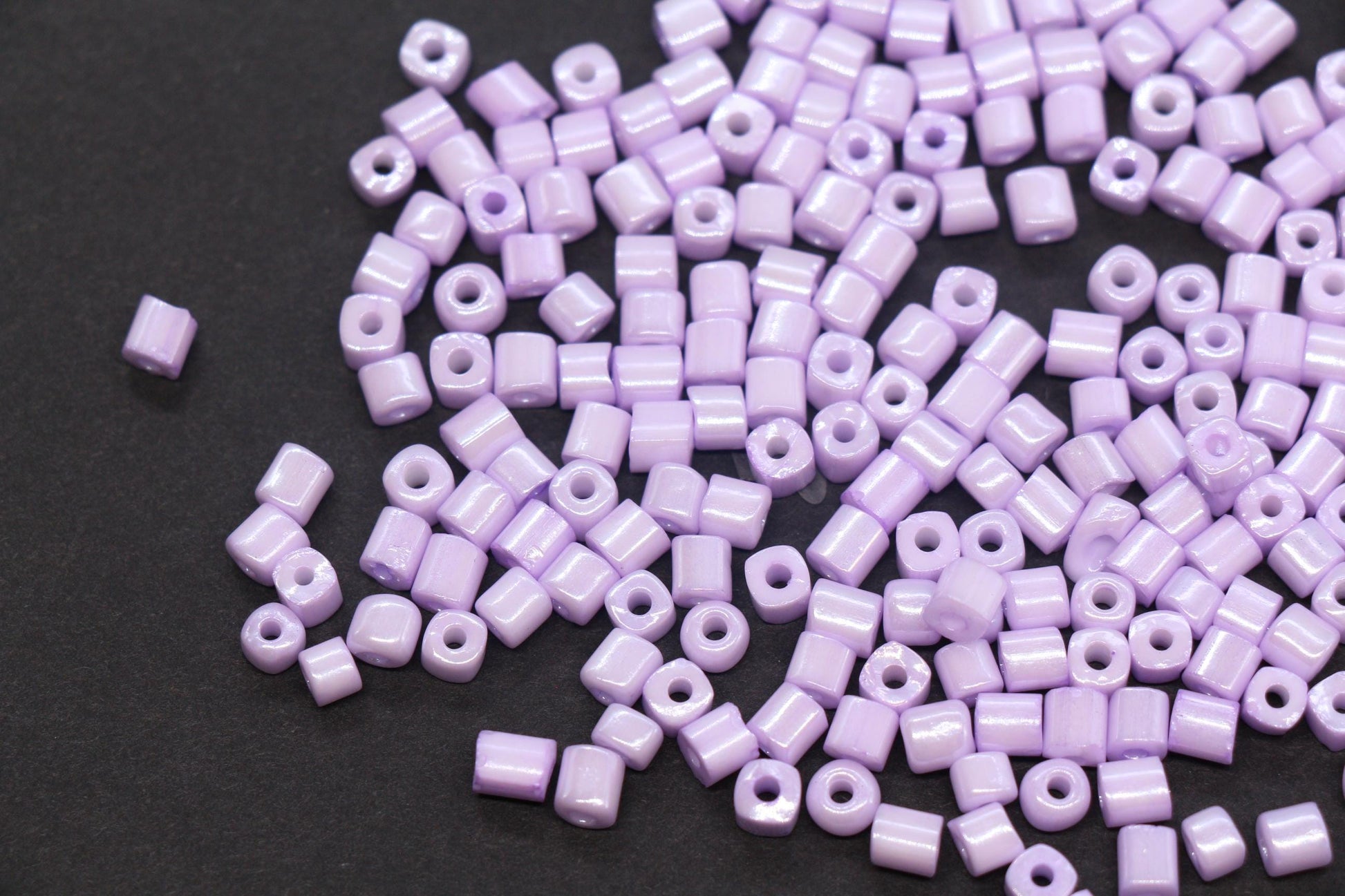 4mm Pastel Purple Cube Glass Beads, Glossy Square Seed Beads for Bracelet Jewelry Making #1082