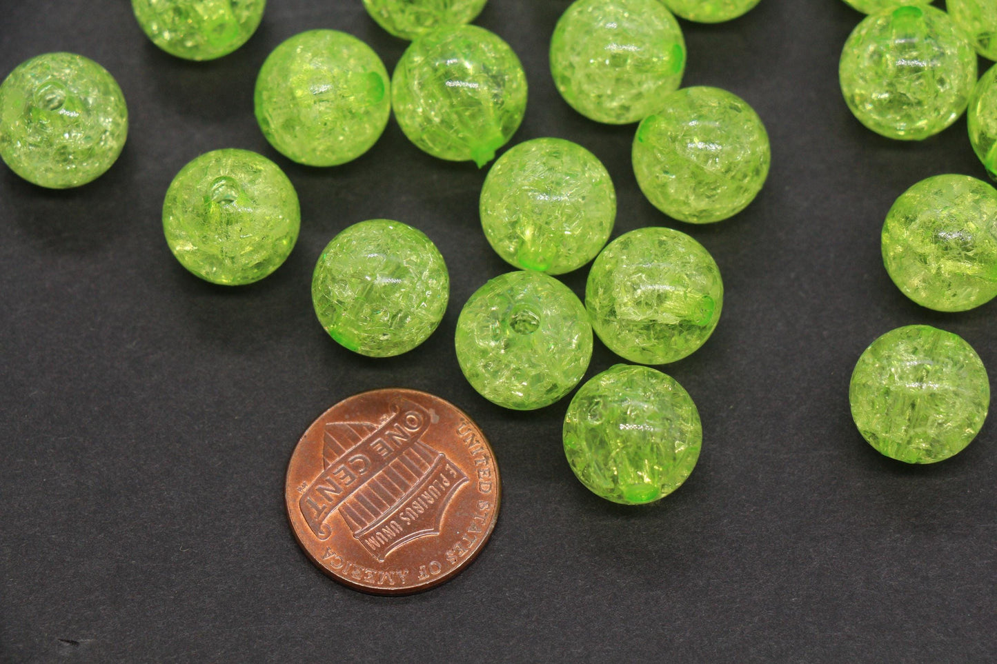 12mm Light Green Crackle Gumball Beads, Acrylic Crackle Loose Beads, Bubblegum Beads, Chunky Beads, Smooth Round Plastic Beads #1518