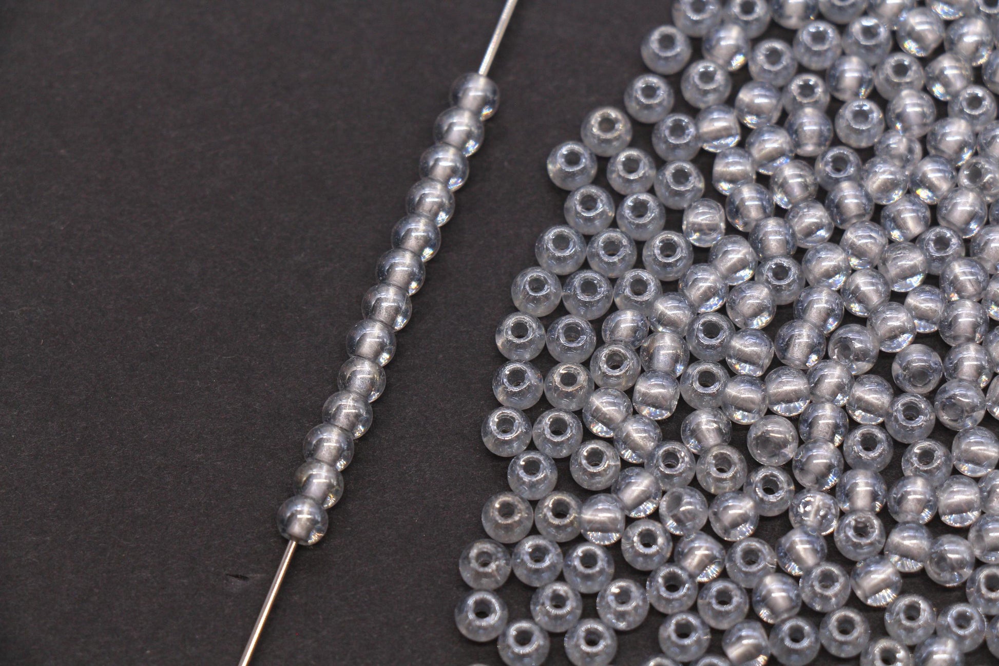 4mm Silver Lined Glass Beads, Glossy Transparent Round Seed Beads for Bracelets, DIY Jewelry Supplies #1737