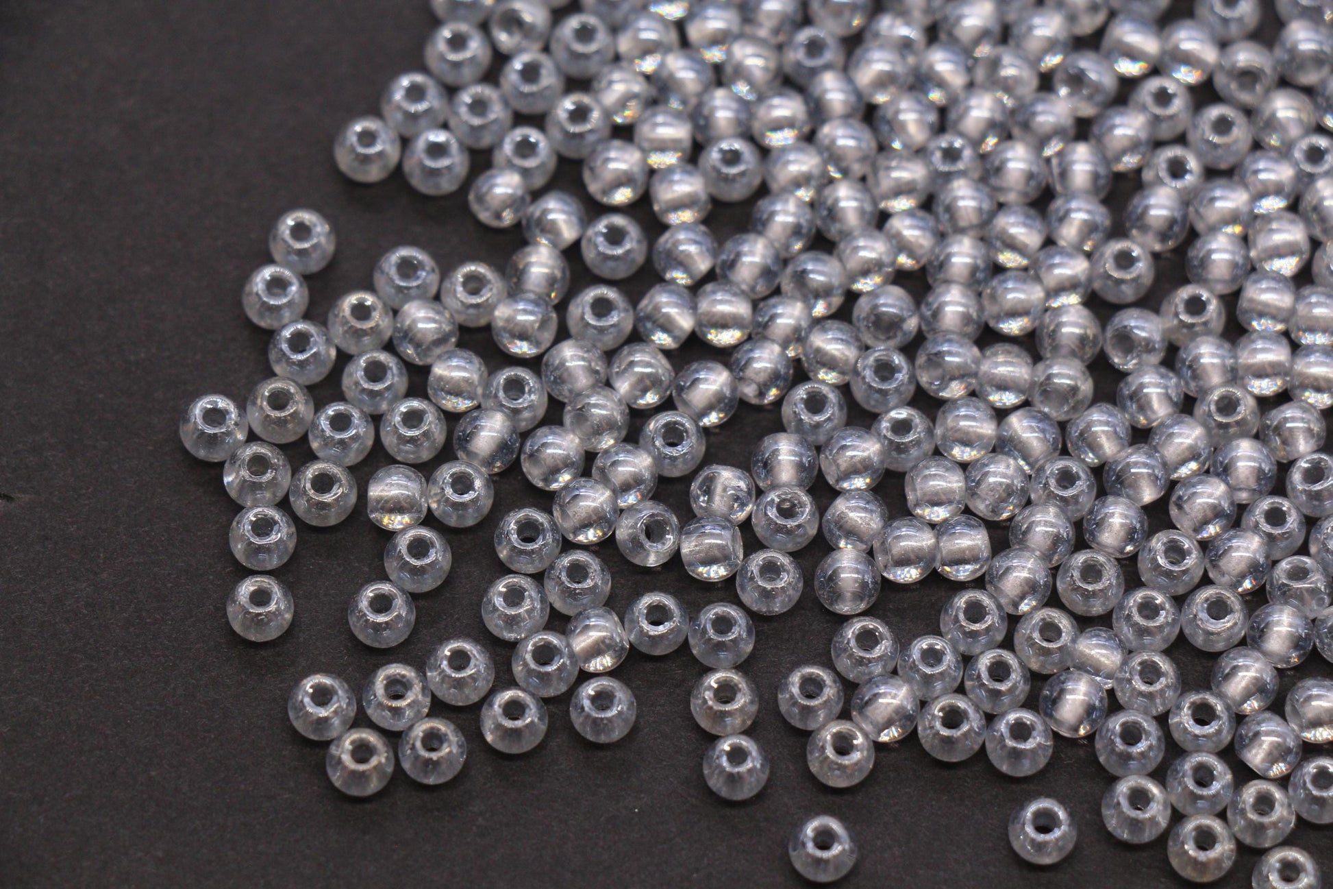 4mm Silver Lined Glass Beads, Glossy Transparent Round Seed Beads for Bracelets, DIY Jewelry Supplies #1737