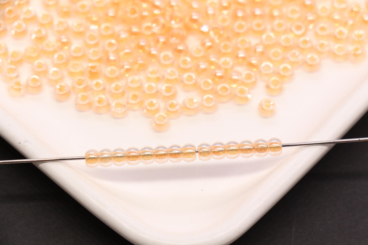 4mm Peach Lined Glass Beads, Glossy Transparent Round Seed Beads for Bracelets, DIY Jewelry Supplies #1738