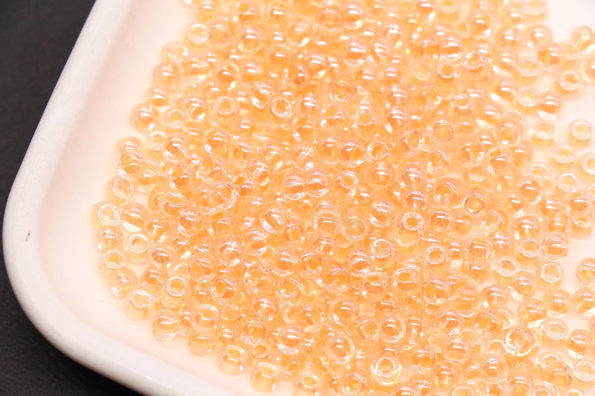 4mm Peach Lined Glass Beads, Glossy Transparent Round Seed Beads for Bracelets, DIY Jewelry Supplies #1738