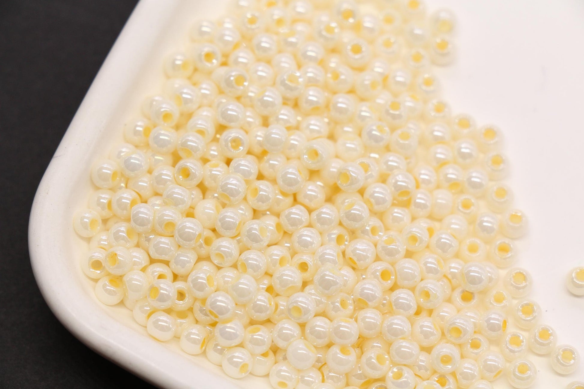 4mm Ivory Cream Pearlized Glass Beads, Round Glass Spacer Beads for Bracelets, DIY Jewelry Supplies #3998