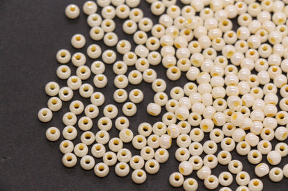 4mm Buttercream Pearlized Glass Beads, Round Glass Spacer Beads for Bracelets, DIY Jewelry Supplies #3999
