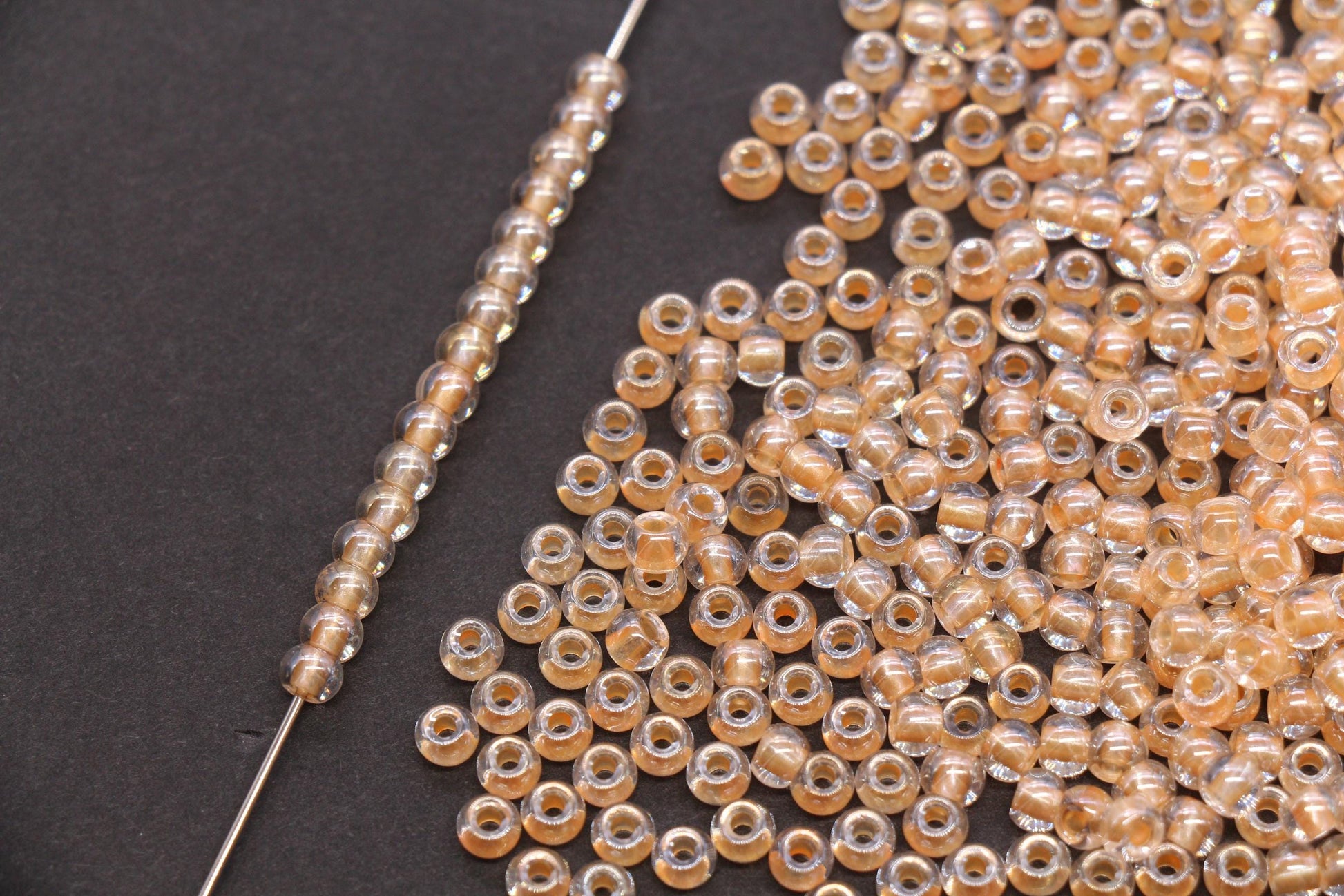 4mm Peach Lined Glass Beads, Glossy Transparent Round Seed Beads for Bracelets, DIY Jewelry Supplies #1738