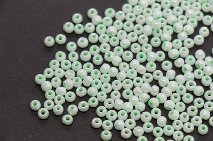 4mm Mint Green Pearlized Glass Beads, Round Glass Spacer Beads for Bracelets, DIY Jewelry Supplies #3995