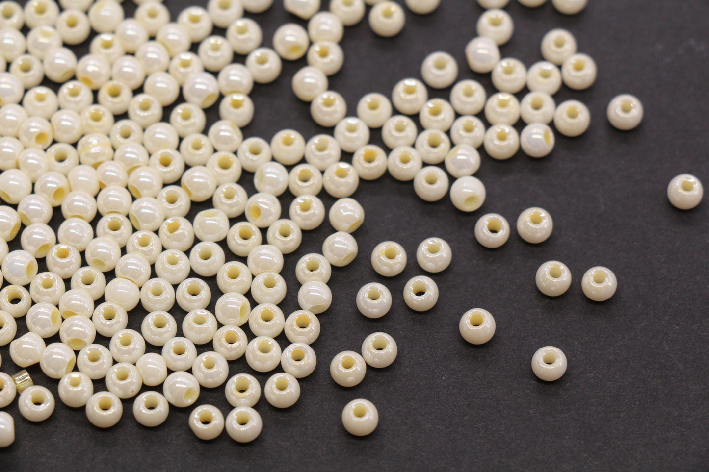 4mm Ivory Cream Pearlized Glass Beads, Round Glass Spacer Beads for Bracelets, DIY Jewelry Supplies #3998