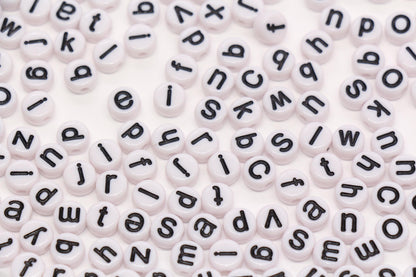 7mm White Lowercase Letter Beads, White Acrylic Alphabet Beads for Friendship Bracelets #2231