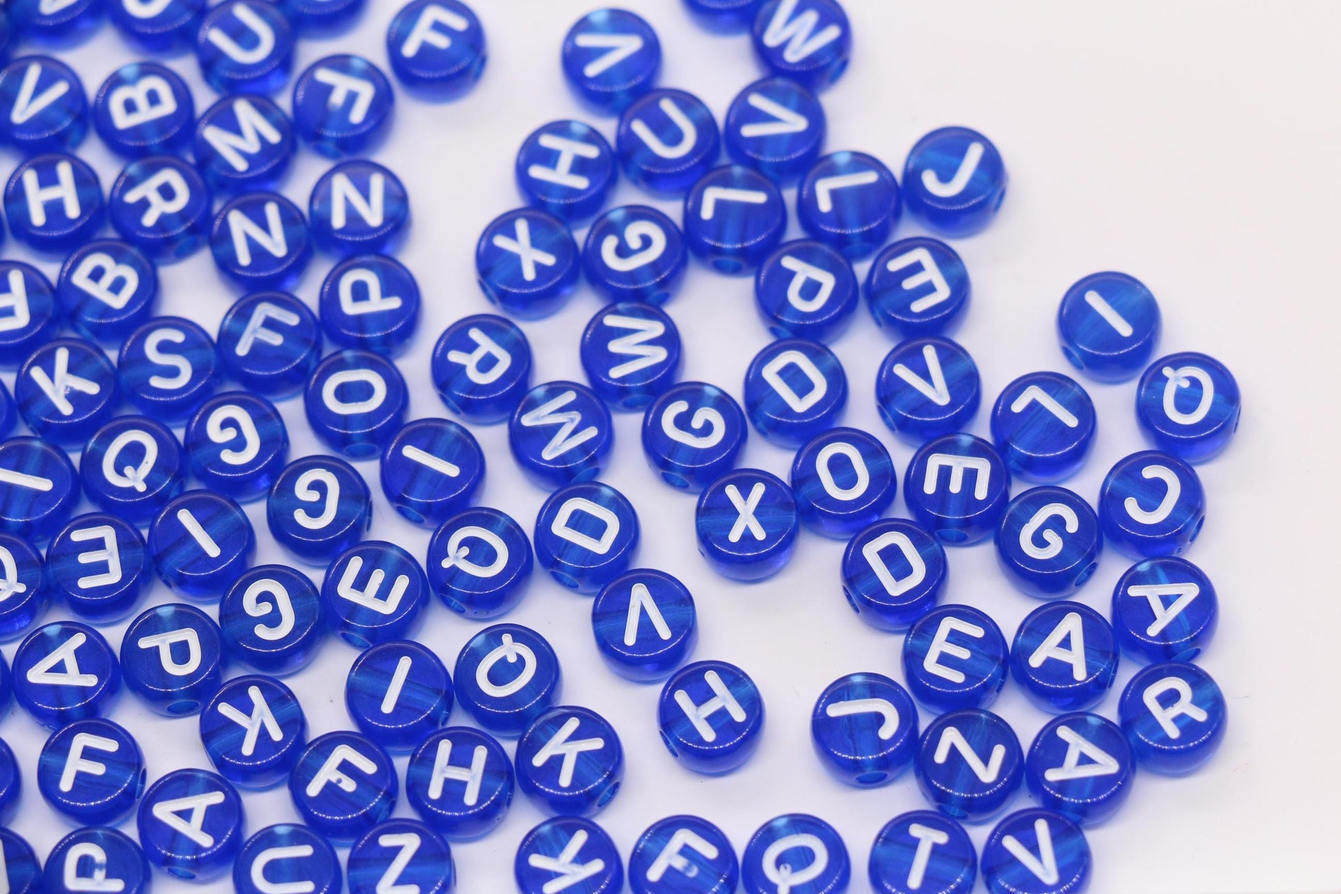 7mm Blue Name Letter Beads, Transparent Acrylic Alphabet Beads for Friendship Bracelets #1151
