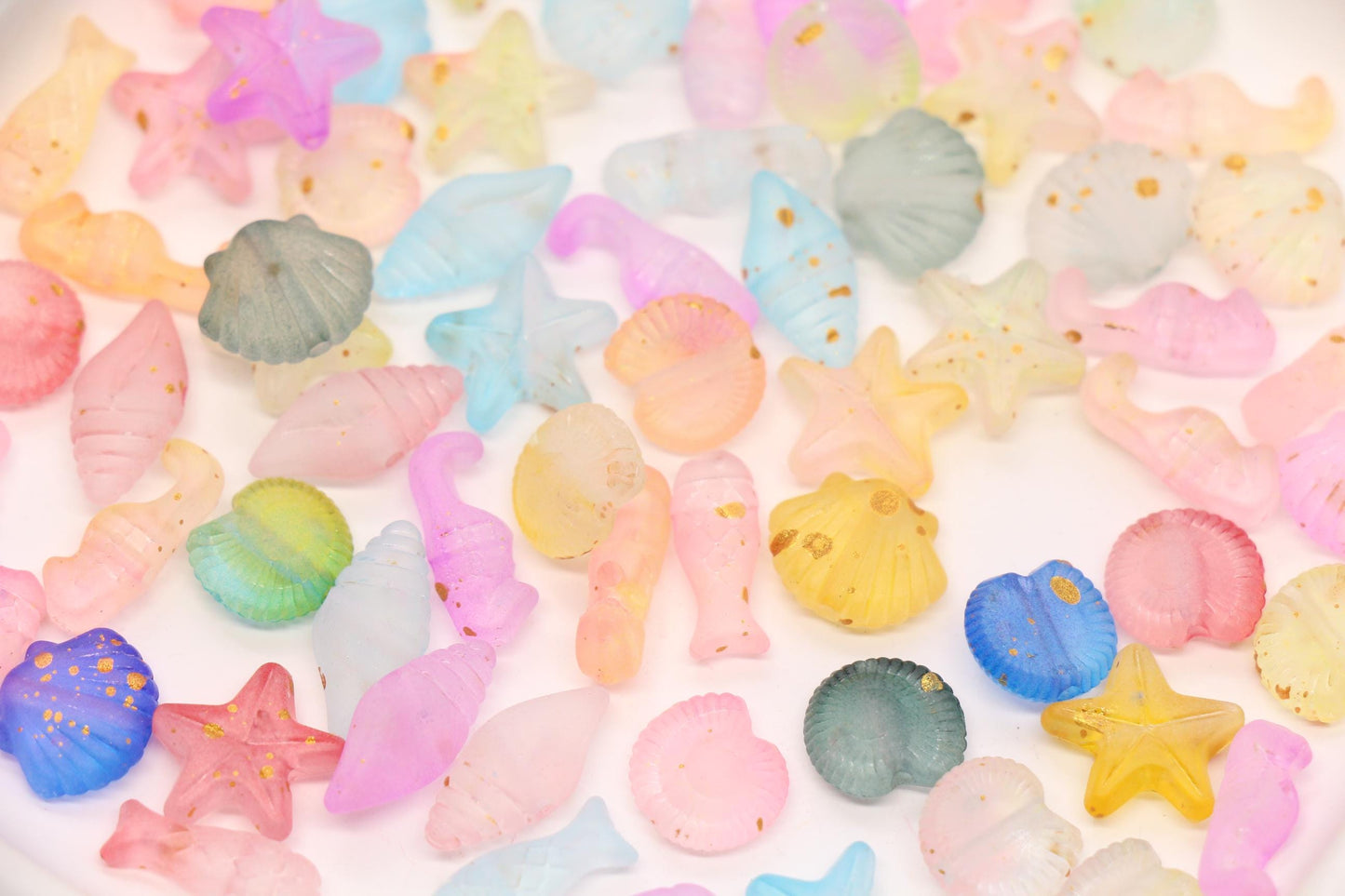 Mixed Ocean Beads, Frosted Sea Life Acrylic Beads, Shell Starfish Fish Seahorse Beads for Mermaid Bracelets DIY Crafts #2765